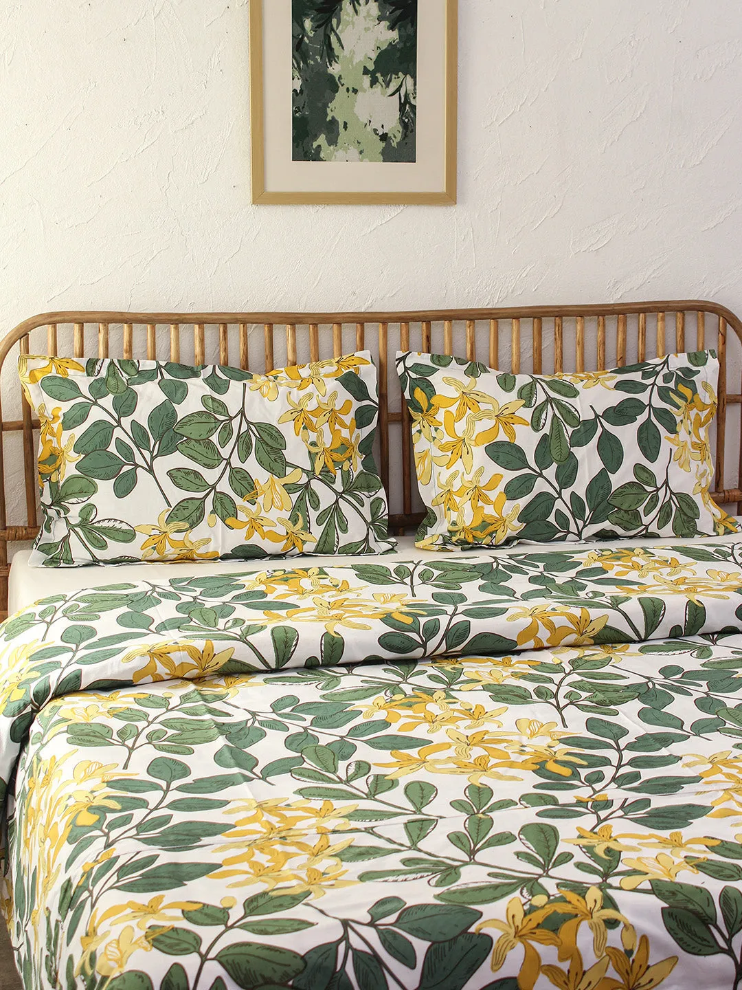 Moringa Green Duvet Cover